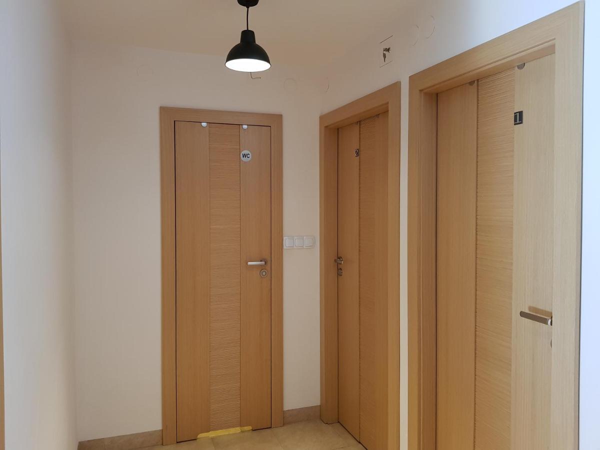 Mirrorroom Pl Citycenter Varsovia Exterior foto